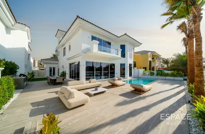 Villa - 4 Bedrooms - 5 Bathrooms for rent in Garden Homes Frond B - Garden Homes - Palm Jumeirah - Dubai