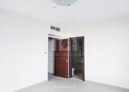 صورةغرفة فارغة لـ: شقة - 2 غرف نوم - 3 حمامات للبيع في برج صحارى 3 - مجمع صحارى - النهدة - الشارقة, صورة 1
