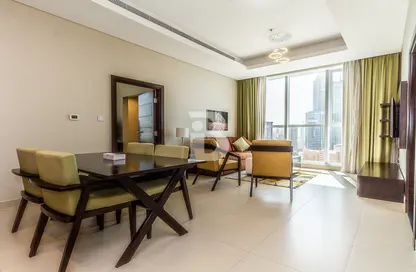 Living / Dining Room image for: Apartment - 1 Bedroom - 2 Bathrooms for rent in Al Jowhara Tower - Corniche Road - Abu Dhabi, Image 1