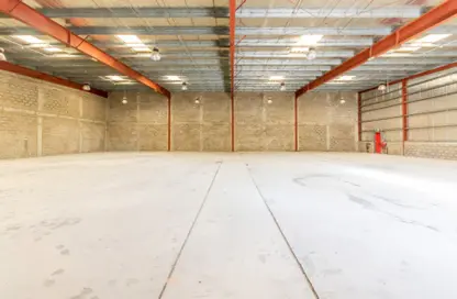 Warehouse - Studio for rent in Phase 1 - Emirates Golf Club Residences - Emirates Golf Club - Dubai