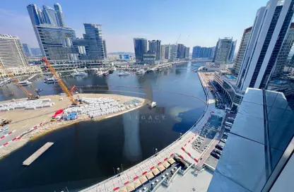 Office Space - Studio - 1 Bathroom for rent in B2B Tower - Business Bay - Dubai