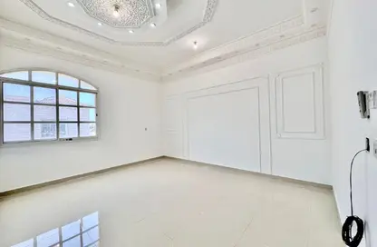 Apartment - 1 Bedroom - 1 Bathroom for rent in Shakhbout City - Abu Dhabi