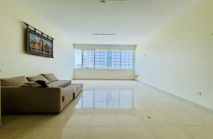 Apartment - 2 Bedrooms - 2 Bathrooms for rent in Al Mamzar - Al Mamzar - Sharjah - Sharjah