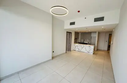 شقة - غرفة نوم - 2 حمامات للايجار في الأمل تاور - مدينة دبي الرياضية - دبي