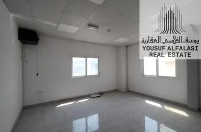 مستودع - استوديو - 1 حمام للايجار في الصجعة الصناعية - الصجعة - الشارقة مستودع - استوديو - 1 حمام للايجار في الصجعة الصناعية - الصجعة - الشارقة