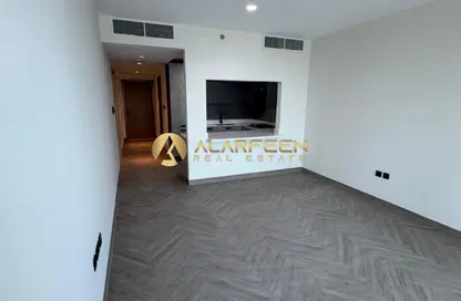 شقة - غرفة نوم - 2 حمامات للايجار في سكن الف نون - قرية الجميرا سركل - دبي شقة - غرفة نوم - 2 حمامات للايجار في سكن الف نون - قرية الجميرا سركل - دبي