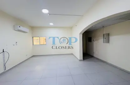 Apartment - 2 Bedrooms - 3 Bathrooms for rent in Al Zaafaran - Al Khabisi - Al Ain