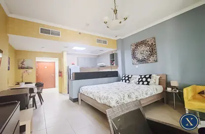 Apartment - Studio - 1 Bathroom for sale in Burj Al Nujoom - Downtown Dubai - Dubai