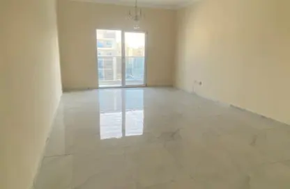 Apartment - 2 Bedrooms - 2 Bathrooms for rent in Al Jurf 2 - Al Jurf - Ajman Downtown - Ajman