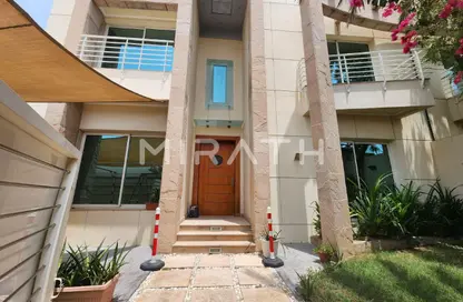 Villa - Studio - 4 Bathrooms for rent in Umm Suqeim 2 Villas - Umm Suqeim 2 - Umm Suqeim - Dubai