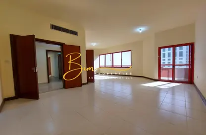 Empty Room image for: Apartment - 3 Bedrooms - 3 Bathrooms for rent in Al Manhal Tower - Airport Road - Abu Dhabi, Image 1