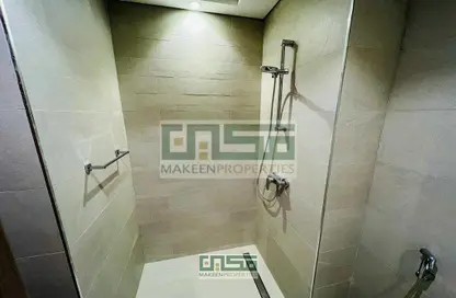 صورة لـ حمام شقة - 1 حمام للايجار في فرهاد عزيزي ريزيدنس - الجداف - دبي ، صورة رقم 1