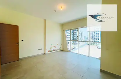 Apartment - 2 Bedrooms - 3 Bathrooms for rent in Riman Tower - Al Raha Beach - Abu Dhabi