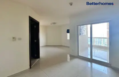 Empty Room image for: Apartment - 1 Bathroom for sale in New Dubai Gate 1 - Lake Elucio - Jumeirah Lake Towers - Dubai, Image 1