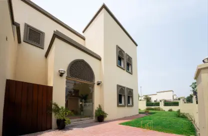 Villa - 4 Bedrooms - 5 Bathrooms for rent in Regional Large - Regional - Jumeirah Park - Dubai