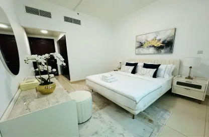 Apartment - 2 Bedrooms - 5 Bathrooms for rent in Y Tower - CBD (Central Business District) - City Downtown - Abu Dhabi