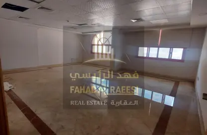 طابق كامل - استوديو - 3 حمامات للايجار في أبراج عجمان وان - الصوان - عجمان