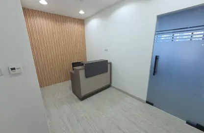 مكتب - استوديو للايجار في برج تشرشل للأعمال - أبراج تشرشل - الخليج التجاري - دبي