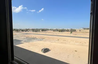 شقة - 2 غرف نوم - 2 حمامات للايجار في الفلاح - تجارية مويلح - الشارقة