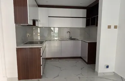 شقة - غرفة نوم - 2 حمامات للايجار في بناية 148-202 - طراز مغولي - ديسكفري غاردنز - دبي