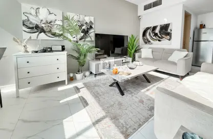 تاون هاوس - غرفة نوم - 2 حمامات للايجار في روكان 3 - روكان - دبي لاند - دبي تاون هاوس - غرفة نوم - 2 حمامات للايجار في روكان 3 - روكان - دبي لاند - دبي