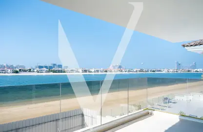 Villa - 4 Bedrooms - 5 Bathrooms for rent in Garden Homes Frond L - Garden Homes - Palm Jumeirah - Dubai