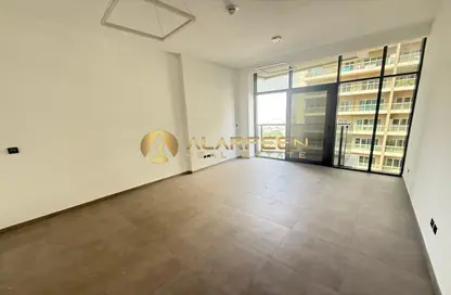 شقة - 1 حمام للايجار في في2 - مدينة دبي الرياضية - دبي