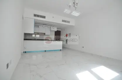 Apartment - 1 Bedroom - 2 Bathrooms for rent in Phase 2 - Al Furjan - Dubai
