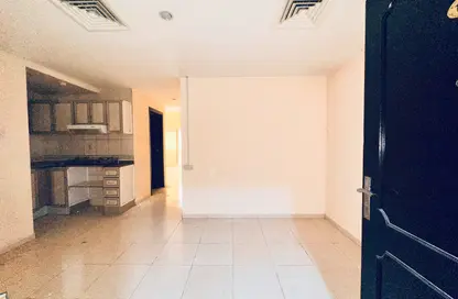 Apartment - Studio - 1 Bathroom for rent in Fire Station Road - Muwaileh - Sharjah