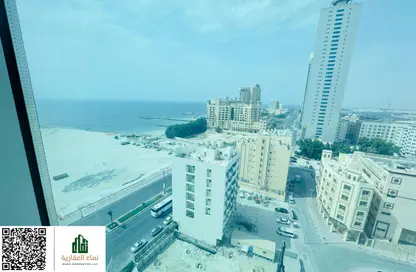 شقة - 2 غرف نوم - 2 حمامات للايجار في مساكن كورنيش عجمان - طريق كورنيش عجمان - عجمان