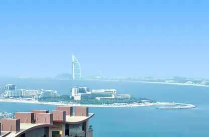 Apartment - Studio - 1 Bathroom for rent in The Palm Tower - Palm Jumeirah - Dubai