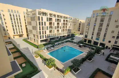 صورة لـ حوض سباحة شقة - غرفة نوم - 2 حمامات للايجار في Al Mamsha - مويلح - الشارقة ، صورة رقم 1