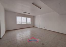 Empty Room image for: Apartment - 3 bedrooms - 4 bathrooms for rent in Hai Al Murabbaa - Central District - Al Ain, Image 1