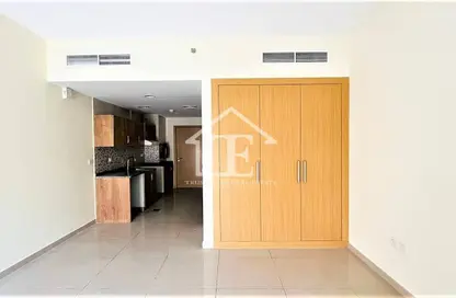 Apartment - Studio - 1 Bathroom for rent in May Residence - Jumeirah Village Circle - Dubai Apartment - Studio - 1 Bathroom for rent in May Residence - Jumeirah Village Circle - Dubai
