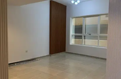 Apartment - 2 Bedrooms - 2 Bathrooms for rent in Al Jurf 2 - Al Jurf - Ajman Downtown - Ajman