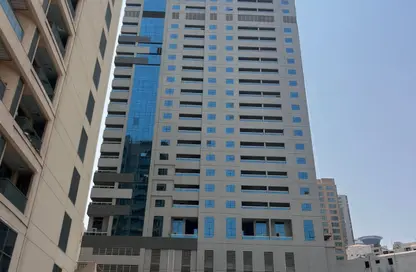 Apartment - 2 Bedrooms - 2 Bathrooms for rent in Sarab Tower - Al Khan - Sharjah