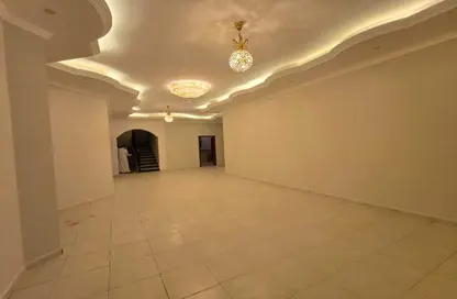 Villa - 5 Bedrooms - 7 Bathrooms for sale in Al Jurf 2 - Al Jurf - Ajman Downtown - Ajman