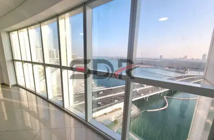 Apartment - 2 Bedrooms - 3 Bathrooms for rent in RAK Tower - Marina Square - Al Reem Island - Abu Dhabi