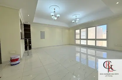 Villa - 4 Bedrooms - 5 Bathrooms for rent in Mohamed Bin Zayed Centre - Mohamed Bin Zayed City - Abu Dhabi