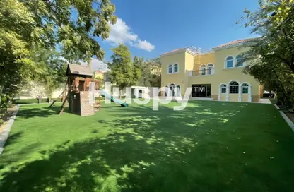 Villa - 3 Bedrooms - 4 Bathrooms for rent in Legacy - Jumeirah Park - Dubai