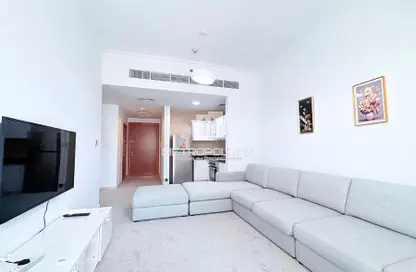 Apartment - 1 Bedroom - 1 Bathroom for sale in Mayfair Tower - Business Bay - Dubai