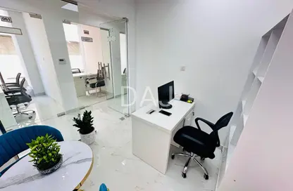 مكتب - استوديو - 1 حمام للايجار في ريم ريزدنسي - الكرامة - دبي