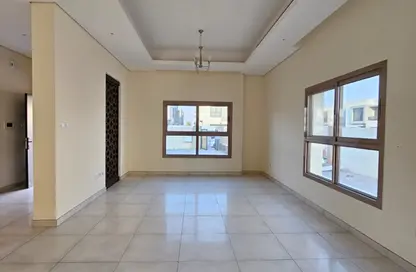 Villa - 5 Bedrooms - 7 Bathrooms for rent in Al Tay East - Al Suyoh - Sharjah