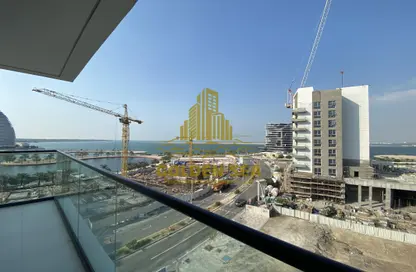 Balcony image for: Apartment - 1 Bedroom - 2 Bathrooms for rent in Al Dana - Al Raha Beach - Abu Dhabi, Image 1