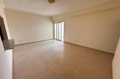 Apartment - 3 Bedrooms - 4 Bathrooms for rent in Plaza Residences 2 - Plaza Residences - Jumeirah Village Circle - Dubai