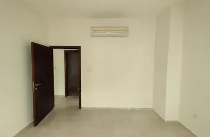 Apartment - 1 Bedroom - 1 Bathroom for rent in Al Shamsi 1 - Muwaileh Commercial - Sharjah