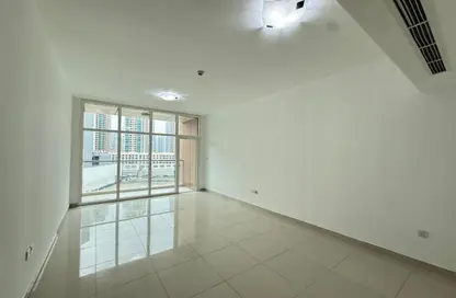 Apartment - 2 Bedrooms - 3 Bathrooms for rent in Coral Tower - Business Bay - Dubai