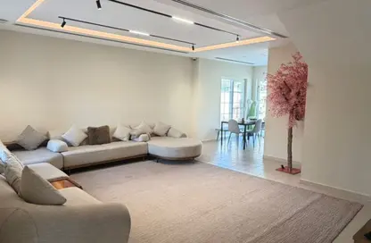 Villa - 3 Bedrooms - 3 Bathrooms for rent in Al Barsha South 1 - Al Barsha South - Al Barsha - Dubai Villa - 3 Bedrooms - 3 Bathrooms for rent in Al Barsha South 1 - Al Barsha South - Al Barsha - Dubai