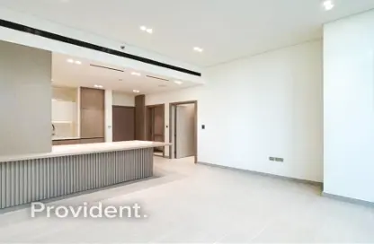 شقة - غرفة نوم - 2 حمامات للايجار في منطقة 18 - قرية جميرا الدائرية - دبي