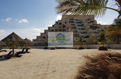 شقة - غرفة نوم - 2 حمامات للايجار في كهرمان - باب البحر - جزيرة المرجان - رأس الخيمة شقة - غرفة نوم - 2 حمامات للايجار في كهرمان - باب البحر - جزيرة المرجان - رأس الخيمة